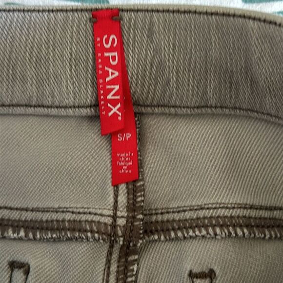 SPANX Pull On Denim Jeggings Jeans Light Gray Wash Size Small - Picture 4 of 7